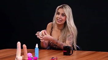 Play Women love that Pussy move. Learn and do. My Onlyf4ns Joyce Gumiero —- my hot site https://soyjoy.sambaplay.tv/