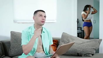 Play Stepson blackmails stepmom as she crashed the car (Carmela Clutch)