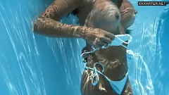 Play Hungarian Milf Angelica Heart's Public Pool Sexcapade
