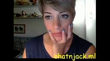 Play Very beautiful short hair girl CAM - live cam - http://chatnjack.ml