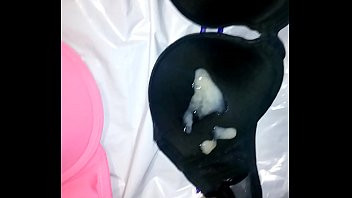 Play Cum satrin bra