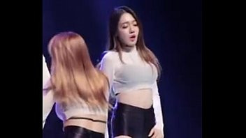 Play Corean girls sexy dance