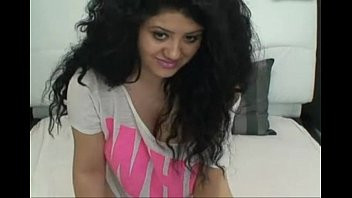 play Desi webcam