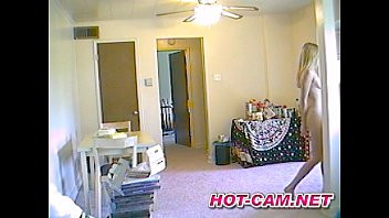 Play Gaila amateur anal HOT-CAM.NET