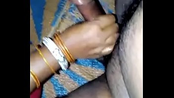 Play Handjob Wife 3