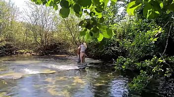 Play THEY GET CAUGHT HAVING ANAL SEX OUTSIDE IN PUBLIC 2of2