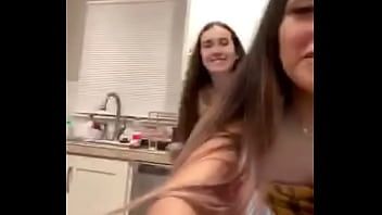 Play Snap-kkiadupreexx latino periscope flashing nice nipples nipslip pt2